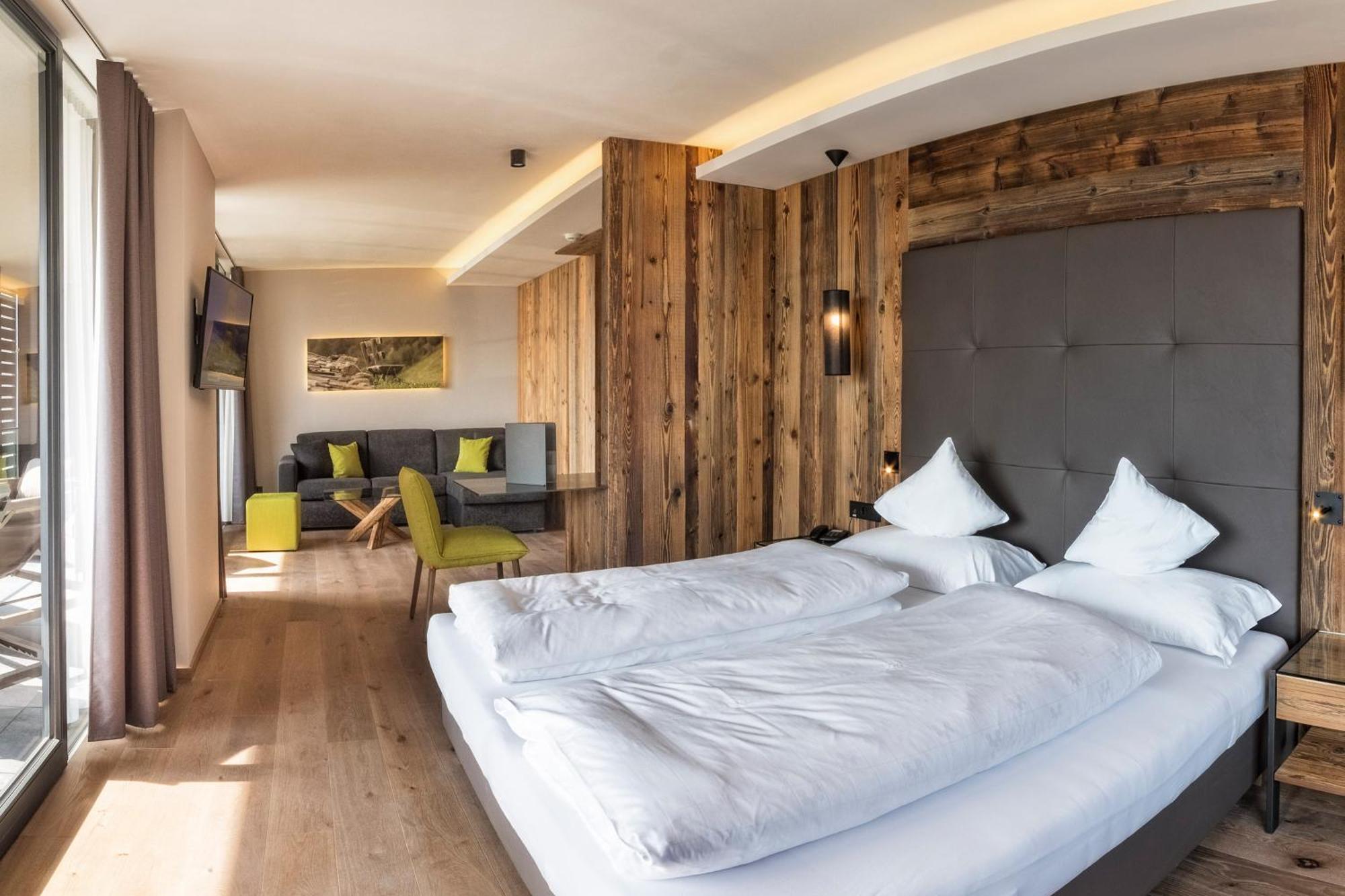 Wellfeeling Hotel AVIDEA Algund Kamer foto
