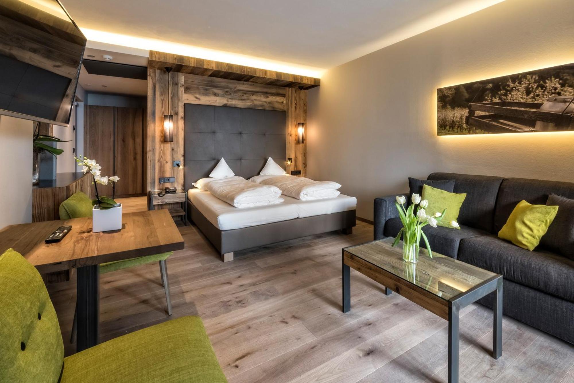 Wellfeeling Hotel AVIDEA Algund Kamer foto