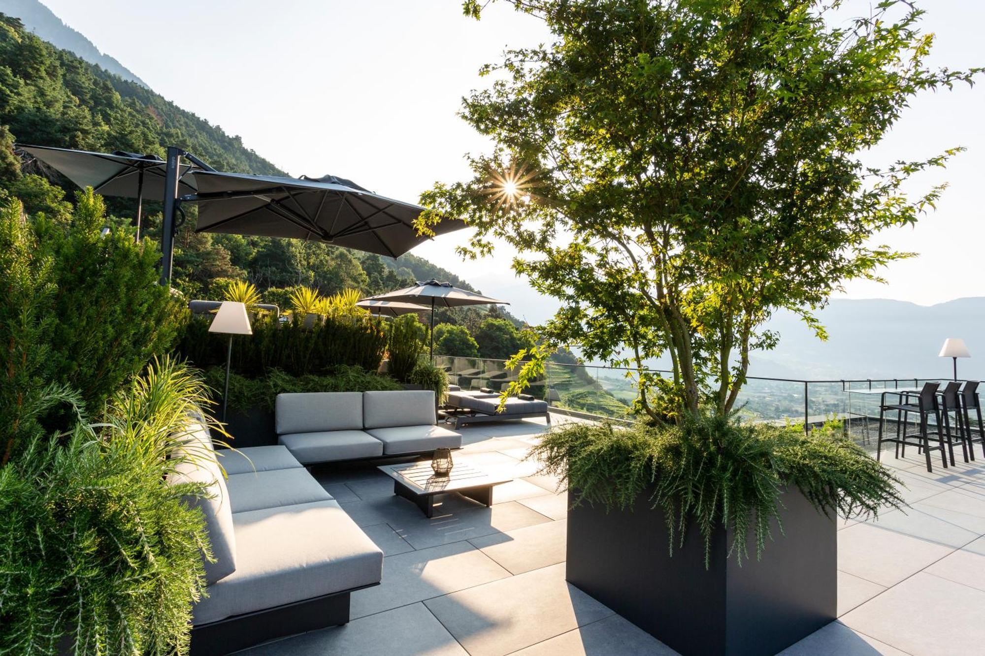 Wellfeeling Hotel AVIDEA Algund Buitenkant foto