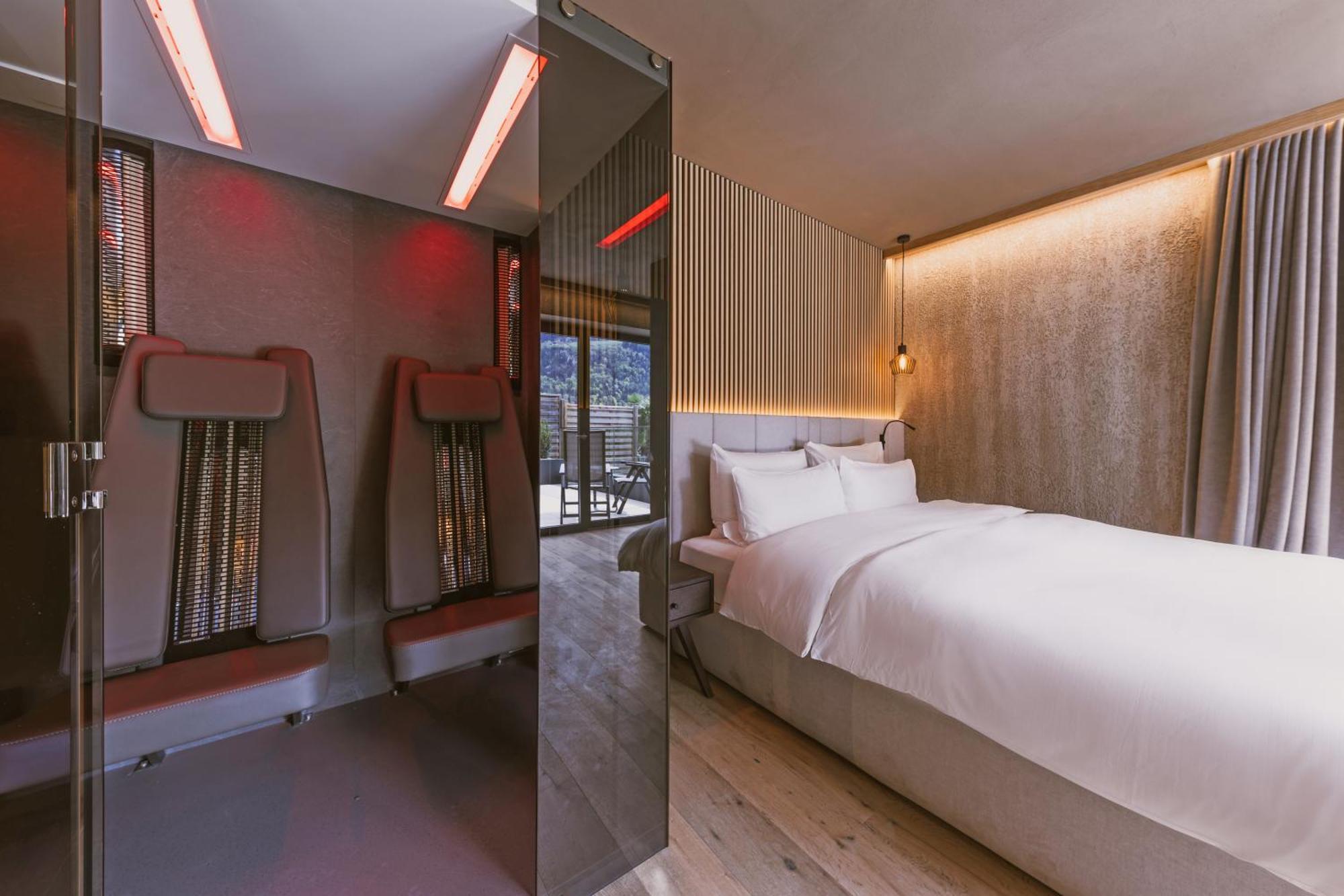 Wellfeeling Hotel AVIDEA Algund Buitenkant foto