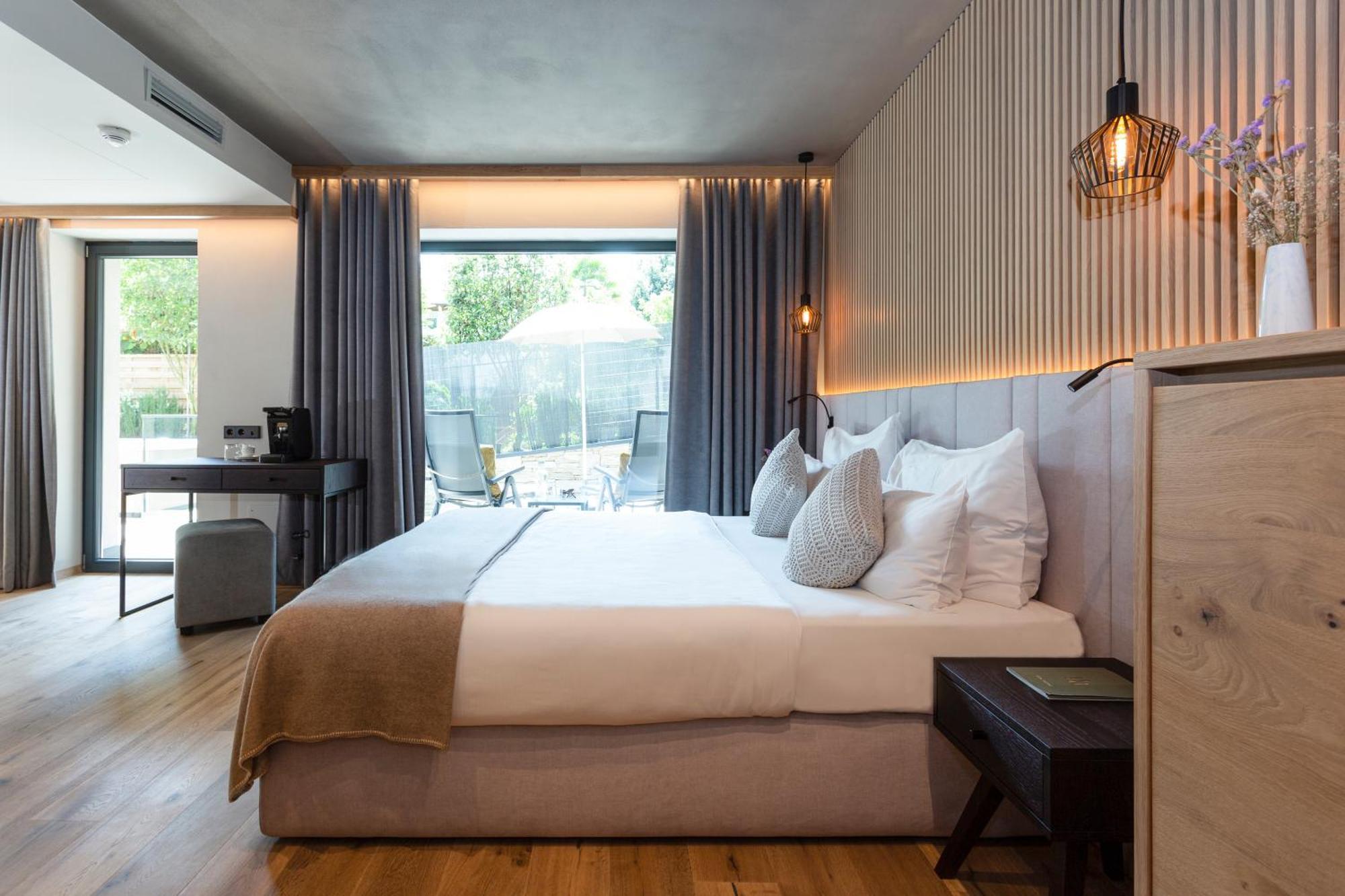 Wellfeeling Hotel AVIDEA Algund Buitenkant foto