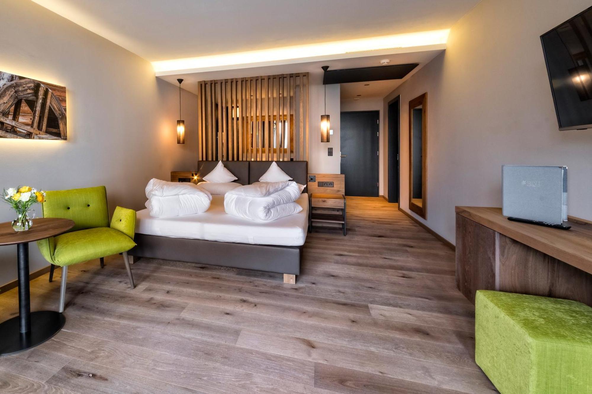 Wellfeeling Hotel AVIDEA Algund Buitenkant foto